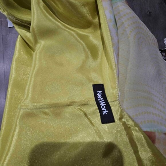 EUC Size 8 Flawless Silk Backless Gown - Picture 6 of 11